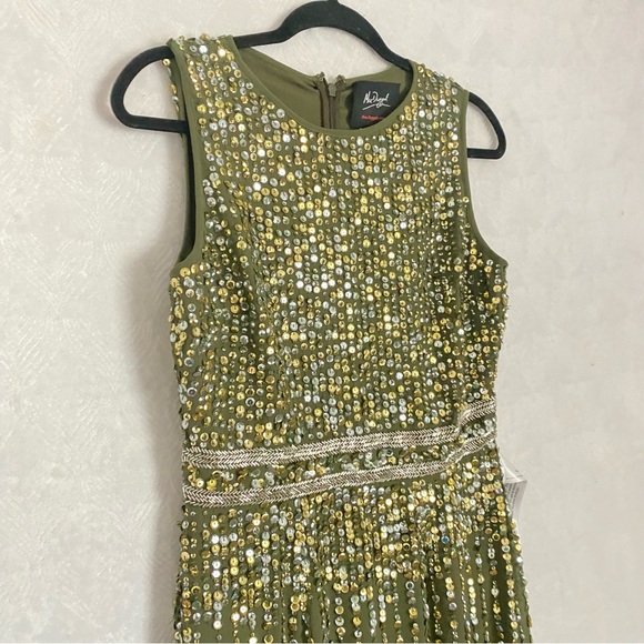 Mac Duggal NWT Sequined High Neck Sleeveless Column Gown Olive Green Sz 6 93603 - Picture 7 of 16